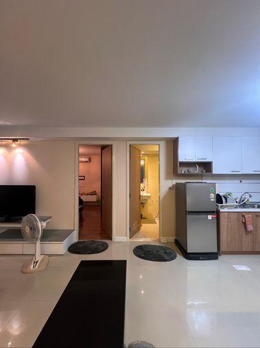 picture Spacious one bedroom, large living area, 56 sqm - 9/36