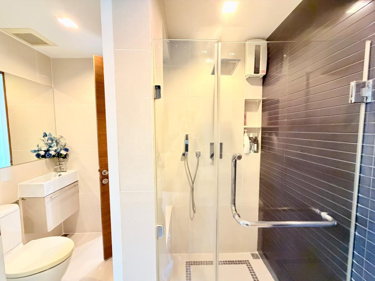 picture Condo for Sale❗️ “𝐑𝐡𝐲𝐭𝐡𝐦 𝐑𝐚𝐭𝐜𝐡𝐚𝐝𝐚-𝐇𝐮𝐚𝐢𝐤𝐡𝐰𝐚𝐧𝐠“  Special Price 4.99 MB. Near MRT-Huaikhwang - 14/15