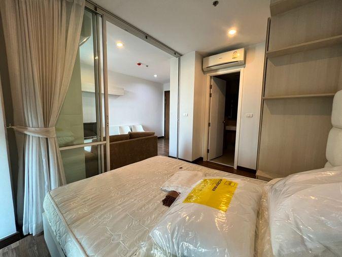 รูป 💖💖[เช่า] Condo Chewathai Interchange ติดรถไฟฟ้า MRT เตาปูน  พร้อมอยู่/ 1 ห้องนอน ราคา 12,000  บาท สอบถามได้นะคะ Line ID = atfirm2010 💖💖 - รูปที่ 11/12