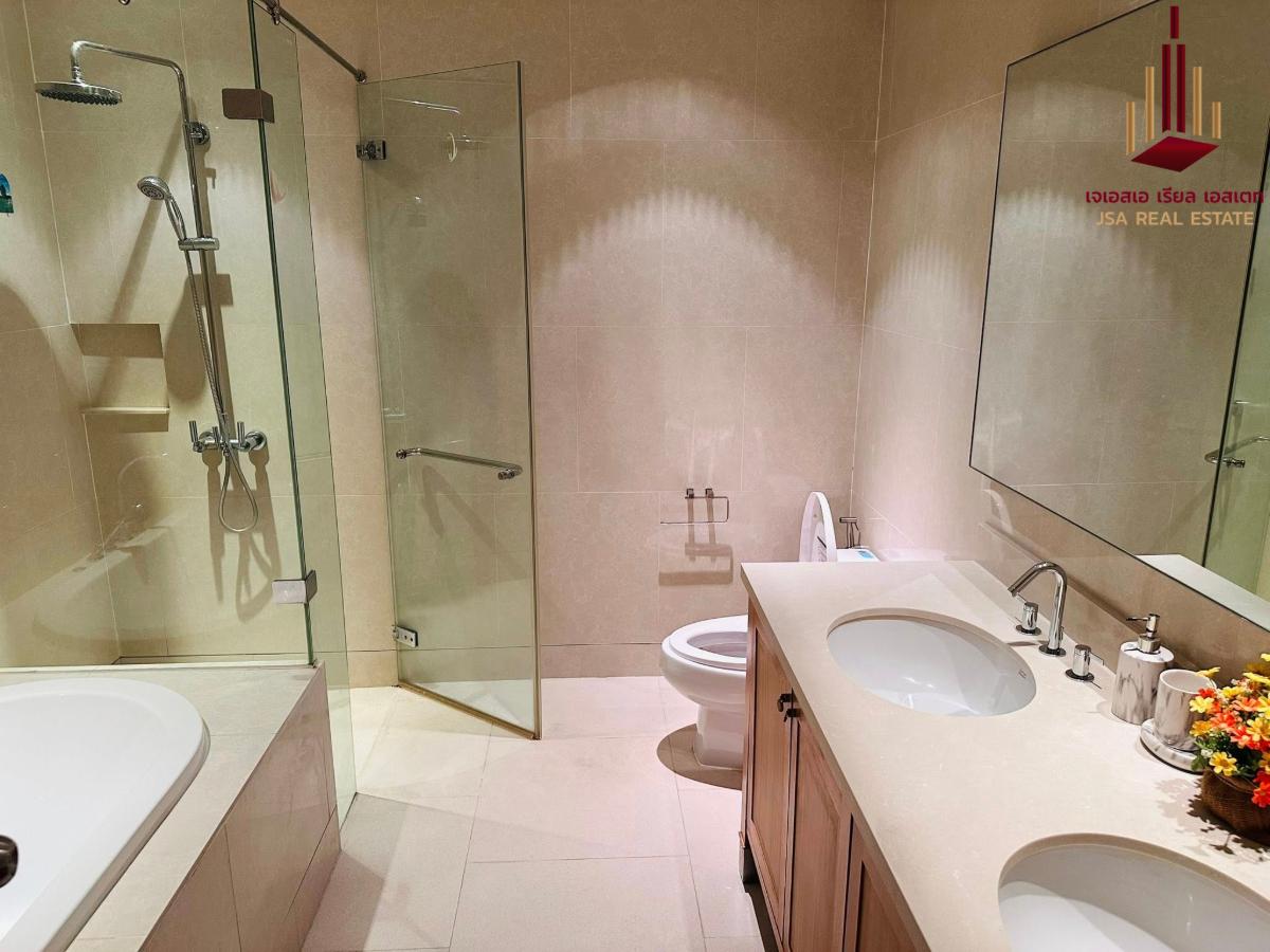 picture ✨ For Rent: The Emporio Place Condo ✨ 💰 Only 55,000 THB/month  - 4/4