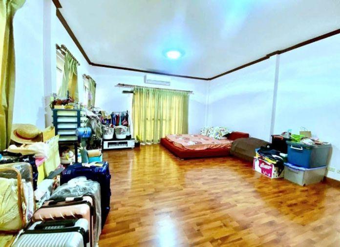 picture 🏡 For Sale: Thanapirom - Srinakarin |  Near Yellow Line Thipphawan Station - 7/14