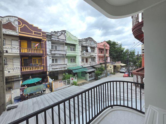 รูป ทาวน์เฮาส์3ชั้น รีโนเวทใหม่ ทำเลบางนา–สุขุมวิท ใกล้เซ็นทรัลบางนา  - รูปที่ 19/27
