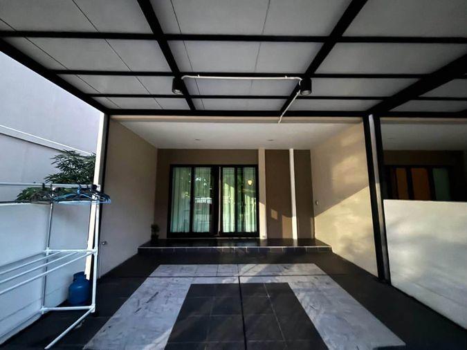 picture For Rent Townhome Patio Srinakarin Rama9 GH655 - 3/15