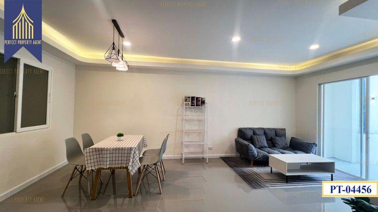 รูป ขาย บ้านเดอะคอนเนค 8 ซอยมหาชัย บางนาตราด ตกแต่งใหม่พร้อมเฟอร์ฯ มีครัวสวย ออกได้หลายเส้นทาง - รูปที่ 9/24