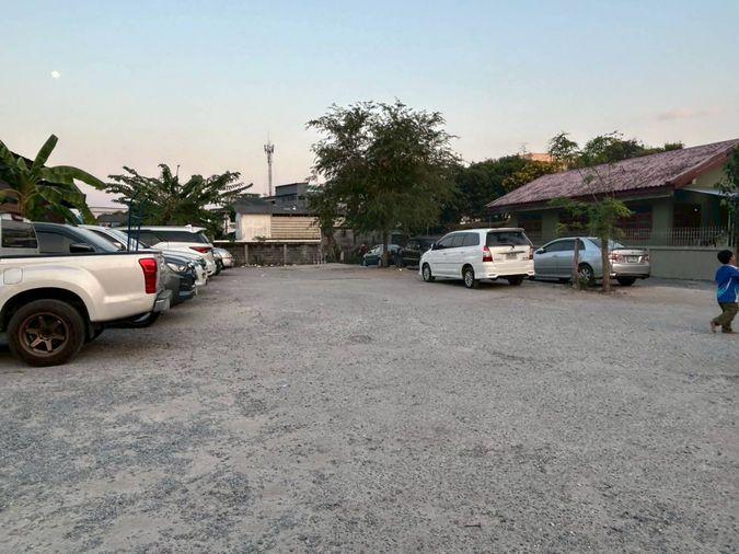 รูป ให้เช่าบ้านและที่ดินไร่เศษ มีรั้ว ทำธุรกิจได้ ถมแล้ว ทำเลดี เพียง40000 ต่อเดือน โทร 0623569169  - รูปที่ 3/4