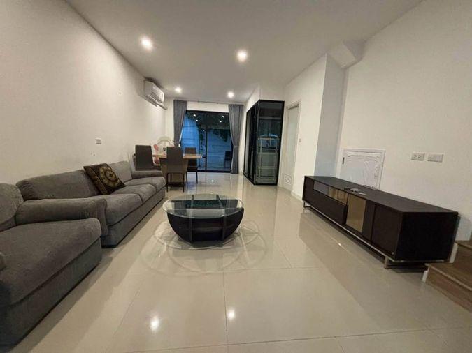 picture For Rent Townhome Patio Srinakarin Rama9 GH655 - 6/15
