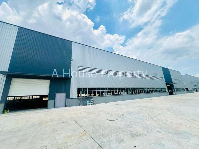 รูป โรงงาน–โกดังขนาดใหญ่ ในนิคมฯ โรจนะ หนองใหญ่ ชลบุรี - รูปที่ 4/13