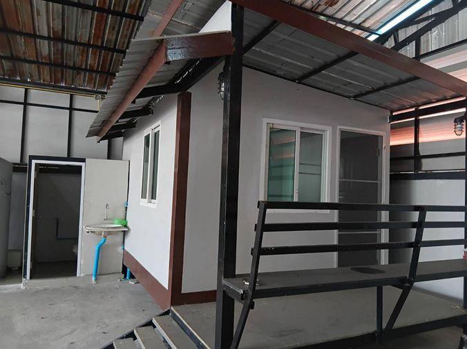 รูป Call : 083-769-1598 ให้เช่า คลังสินค้า โกดัง พร้อมออฟฟิศ พื้นที่ 60 ตารางวา ซอยโกสุมรวมใจ 25 เขตดอนเมือง ใกล้สนามบินดอนเมือง - รูปที่ 4/11