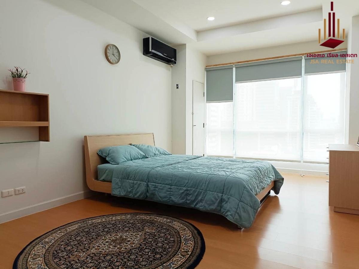picture ✨ For Sale: The Trendy Condo ✨ 💰 Only 7,200,000 THB - 1/4