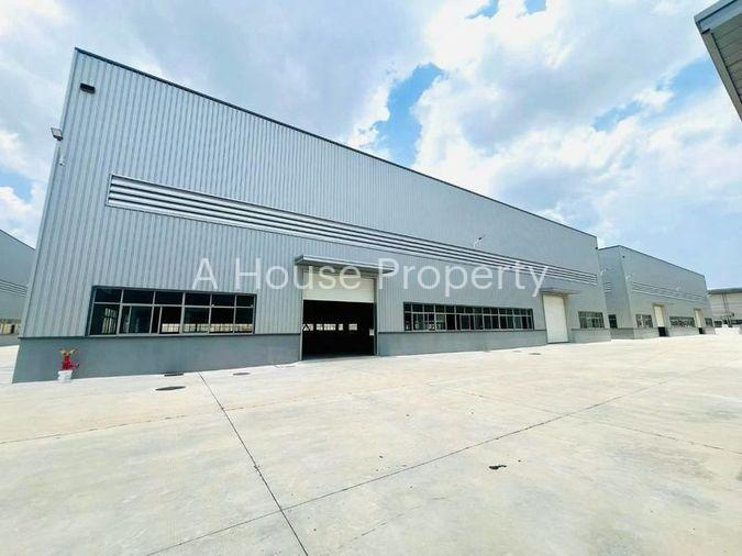 รูป โรงงาน–โกดังขนาดใหญ่ ในนิคมฯ โรจนะ หนองใหญ่ ชลบุรี - รูปที่ 2/13