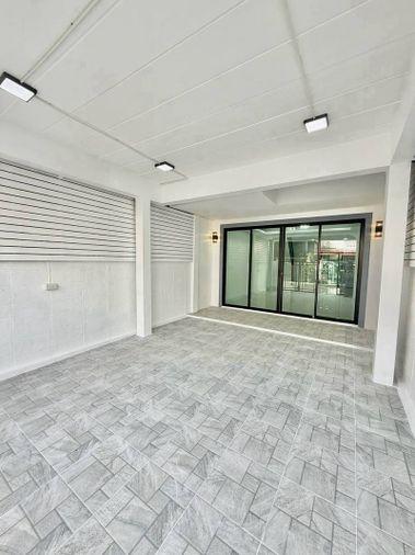 รูป 🏡✨ ขายทาวน์เฮ้าส์ 2 ชั้น | บางศรีเมือง–นนทบุรี  💰 2.49 ล้านบาท | ฟรีโอน 📐 17 ตร.ว. - รูปที่ 2/11