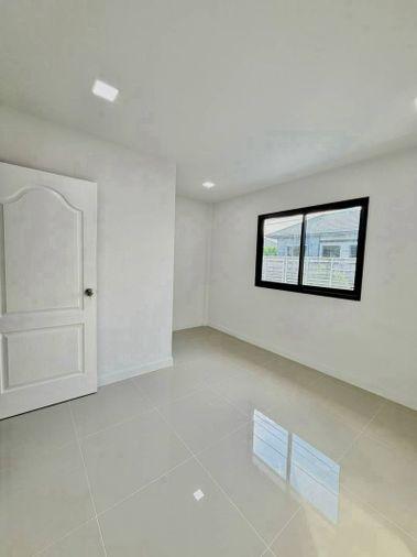 รูป 🏡✨ ขายทาวน์เฮ้าส์ 2 ชั้น | บางศรีเมือง–นนทบุรี  💰 2.49 ล้านบาท | ฟรีโอน 📐 17 ตร.ว. - รูปที่ 4/11