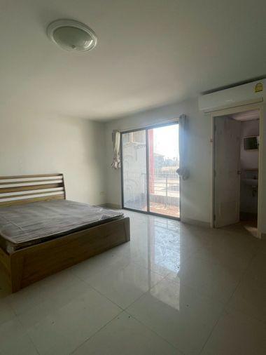 รูป 📢 ขายด่วน ราคาสุดคุ้ม!!   Intermart Condo (อินเตอร์มาร์ท คอนโด)  ทำเลเมืองปทุมธานี ใกล้ตลาดสดอินเตอร์มาร์ท ✅  พร้อมเข้าอยู่ - รูปที่ 5/8
