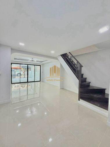 รูป 🏡✨ ขายทาวน์เฮ้าส์ 2 ชั้น | บางศรีเมือง–นนทบุรี 💰 2.49 ล้านบาท | ฟรีโอน 📐 17 ตร.ว. - รูปที่ 6/11