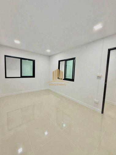 รูป 🏡✨ ขายทาวน์เฮ้าส์ 2 ชั้น | บางศรีเมือง–นนทบุรี 💰 2.49 ล้านบาท | ฟรีโอน 📐 17 ตร.ว. - รูปที่ 5/11