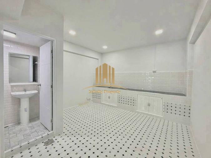 รูป 🏡✨ ขายทาวน์เฮ้าส์ 2 ชั้น | บางศรีเมือง–นนทบุรี 💰 2.49 ล้านบาท | ฟรีโอน 📐 17 ตร.ว. - รูปที่ 7/11