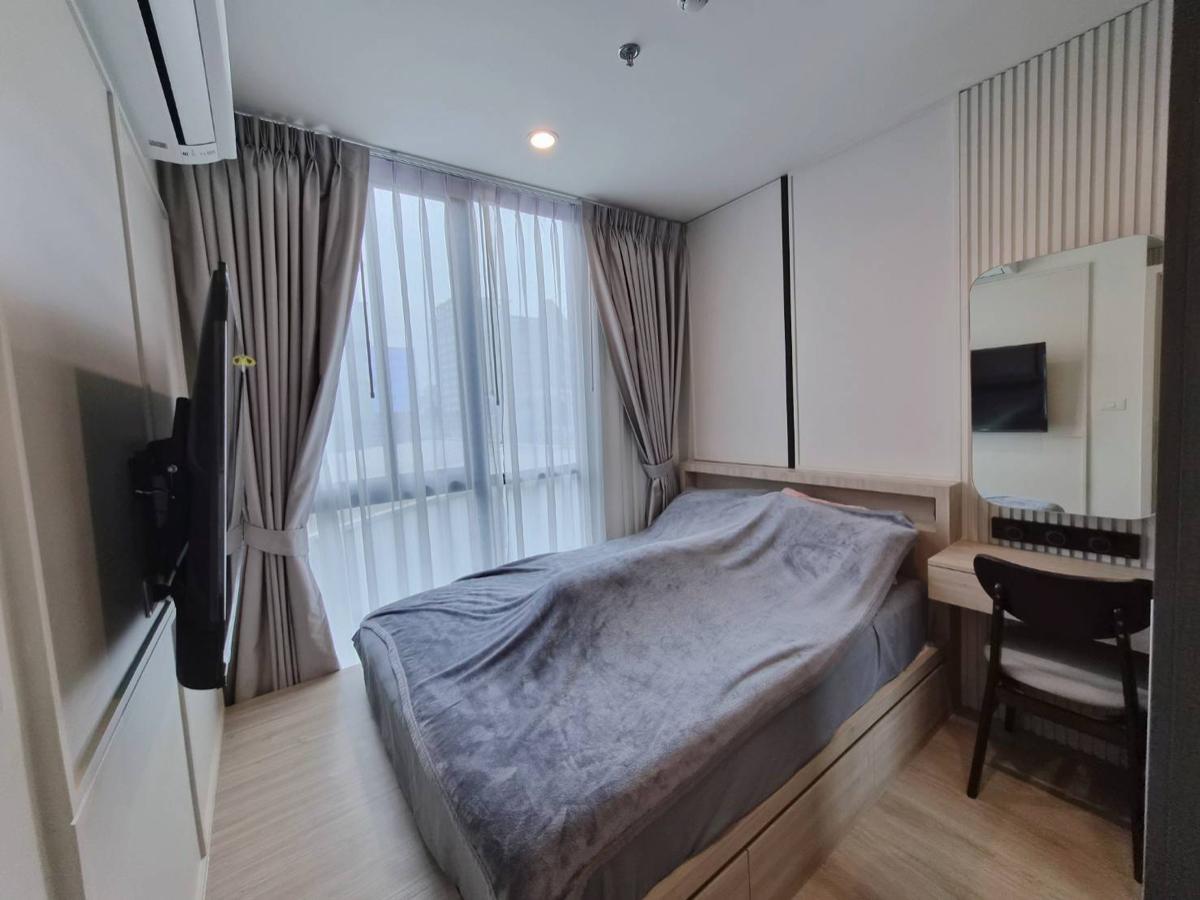 picture For Rent "𝐍𝐮𝐞 𝐃𝐢𝐬𝐭𝐫𝐢𝐜𝐭 𝐑𝟗 " 2 Bedrooms 1 Bathroom Size 35 Sqm. Floor 3  Near : MRT- Rama 9  - 10/21