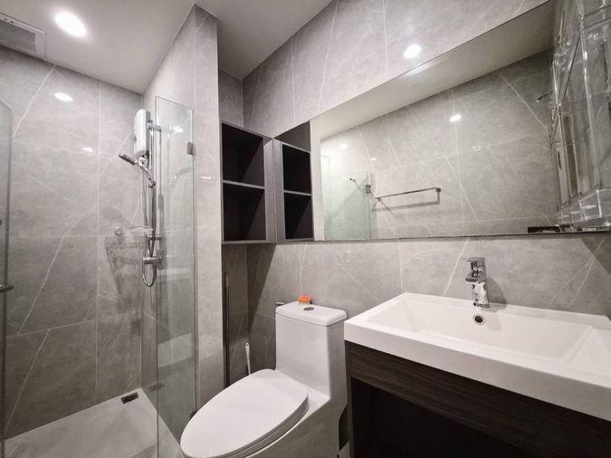 picture For Rent "𝐍𝐮𝐞 𝐃𝐢𝐬𝐭𝐫𝐢𝐜𝐭 𝐑𝟗 " 2 Bedrooms 1 Bathroom Size 35 Sqm. Floor 3  Near : MRT- Rama 9  - 20/21