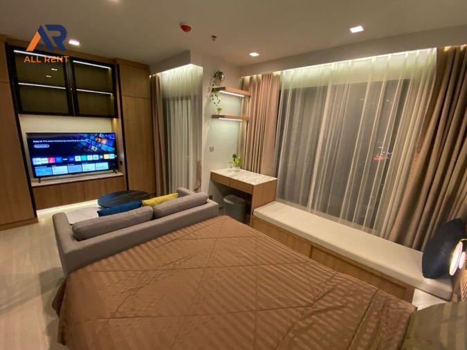 รูป 🏙️ LIFE ASOKE - RAMA 9 ห้อง Studio ขนาดกำลังดี ทำเลอโศก–พระราม 9 เดินทางสะดวก ใกล้ MRT และแหล่งไลฟ์สไตล์ ✨ - รูปที่ 2/7