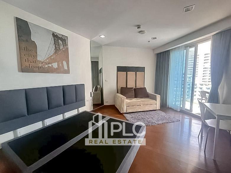 picture Studio Condo for Sale The Palm Wongamat Beach Sea View - 1/5