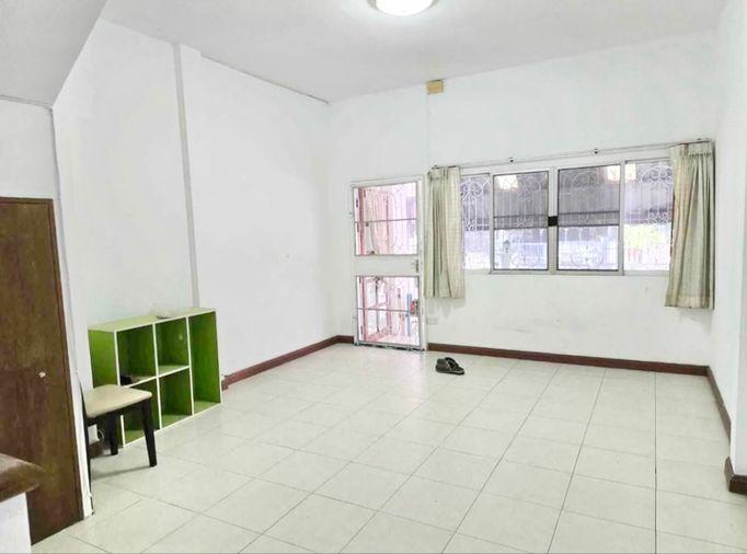 รูป ให้เช่าบ้านปริญลักษณ์ ซ.แจ่มจันทร์ ถ.เกษตรนวมินทร์  - รูปที่ 2/9