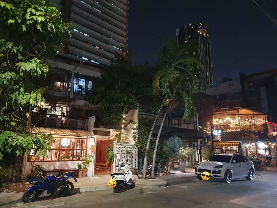 รูป HR3790ให้เช่า อาคารพาณิชย์ห้องมุม 4 ชั้น สุขุมวิท 61 (เอกมัย) ใกล้ BTS เอกมัย ทำเลทองเหมาะทำคลินิก คาเฟ่ สปา ออฟฟิศ - รูปที่ 4/4