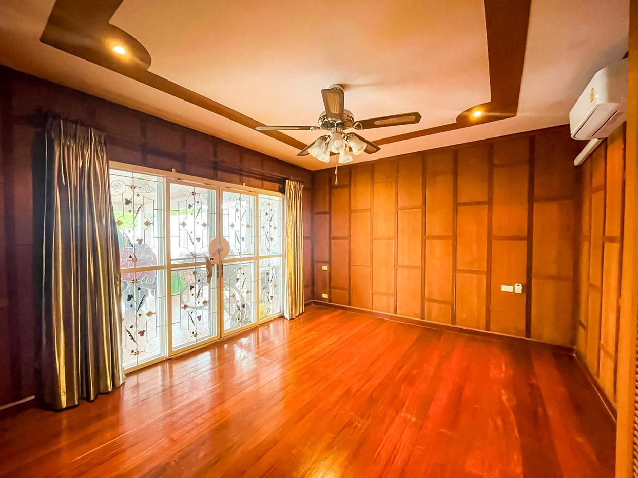 picture 5 Bedroom Pool Villa for Rent Jomtien Pattaya - 8/23