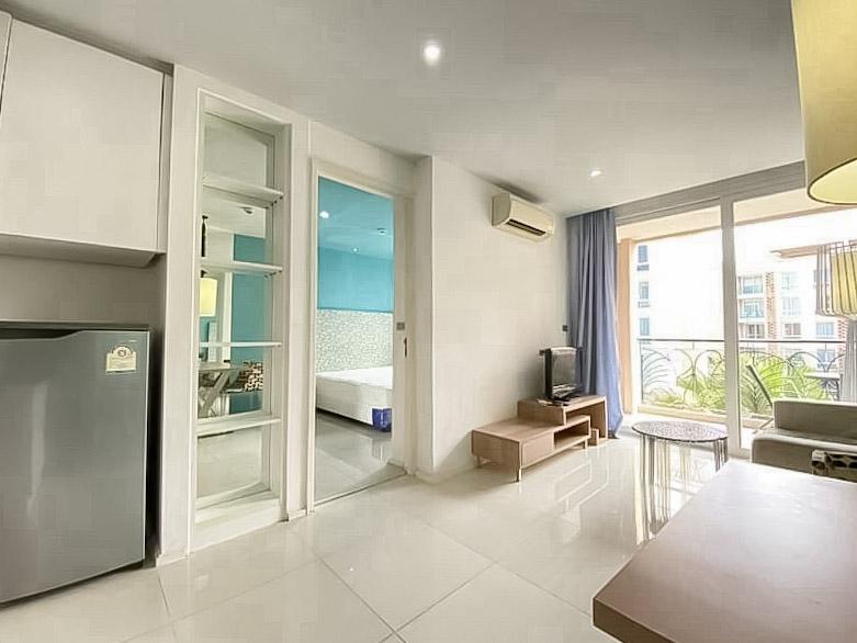 picture 1Bed Condo for Sale Atlantis Condo Resort Pattaya Pool View - 2/8