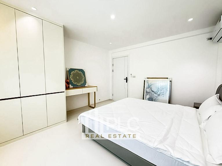 รูป High End Pool Villa for Sale Thepprasit 6 Bedrooms Private Pool - รูปที่ 11/16