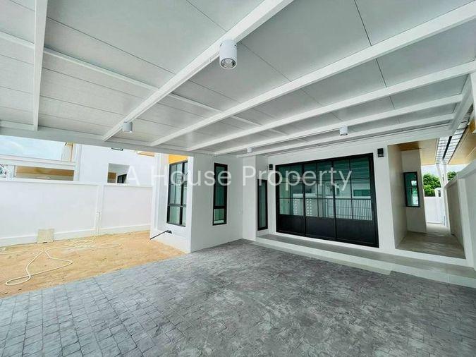 รูป บ้านเดี่ยวสร้างใหม่ ราคาพิเศษ! ซากค้อ ศรีราชา ชลบุรี หน้าอยู่ - รูปที่ 2/15