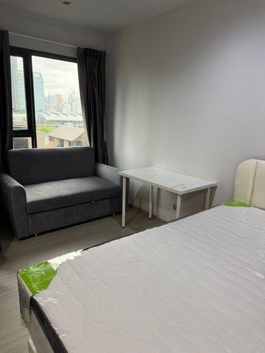 รูป 🔥ขายขาดทุน ต่ำกว่าตลาด🔥Life Asoke-Rama9 ห้องStudio 26sqm ชั้น10 ทิศใต้ Fully Furnished ทำเลดีใกล้ MRTพระราม9/ MRTกำแพงเพชร-เพชรบุรี - รูปที่ 1/11