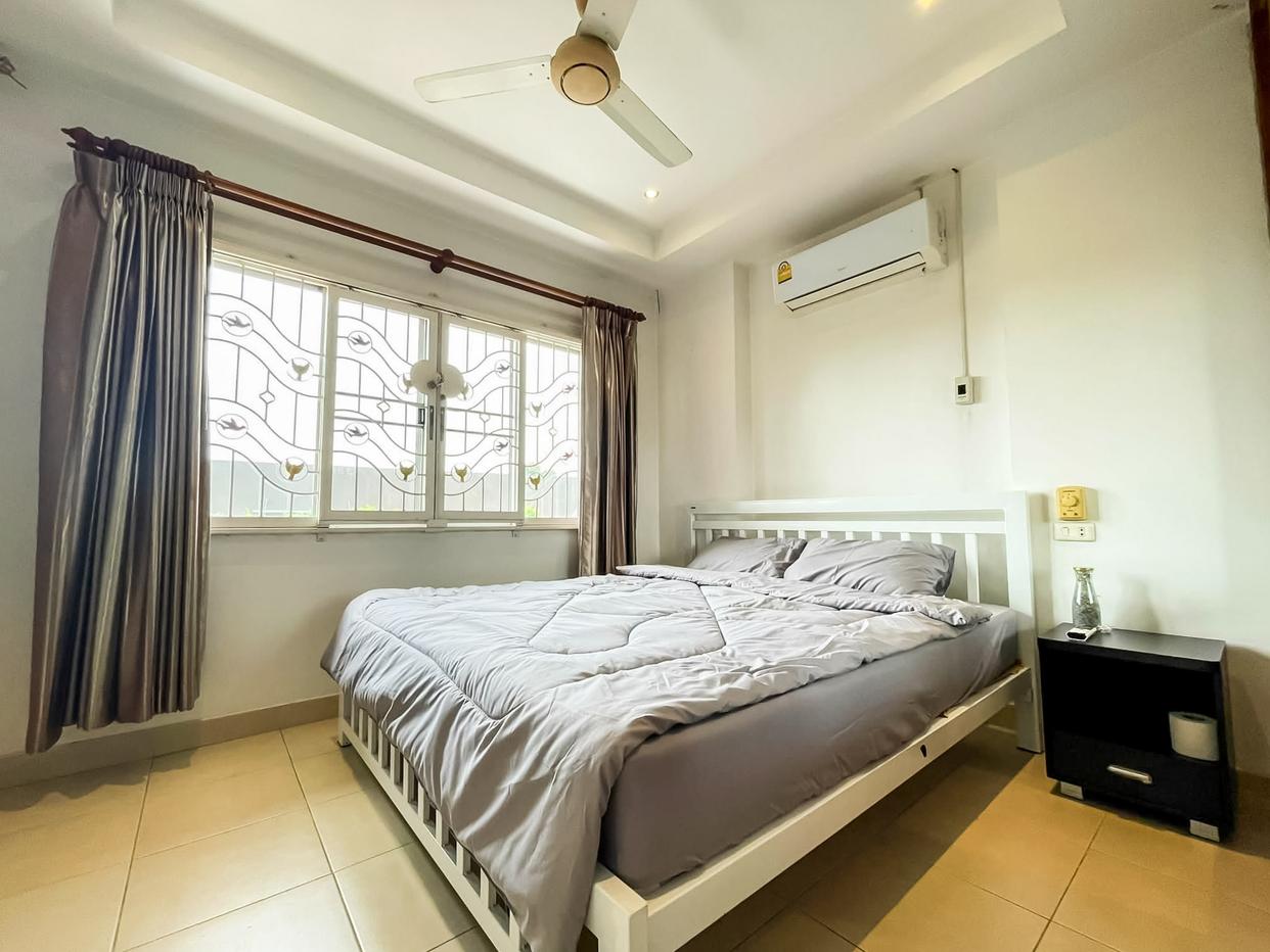 picture 5 Bedroom Pool Villa for Rent Jomtien Pattaya - 15/23