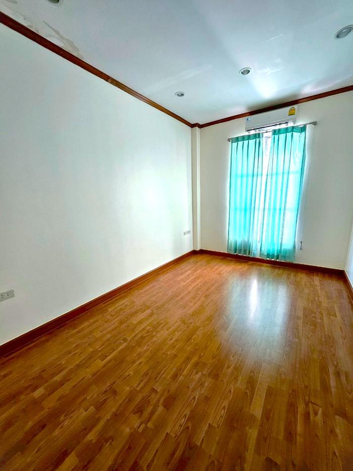 picture H0779, Home Office for rent 3 Br., Latphrao-Chockchai 4 - 17/19