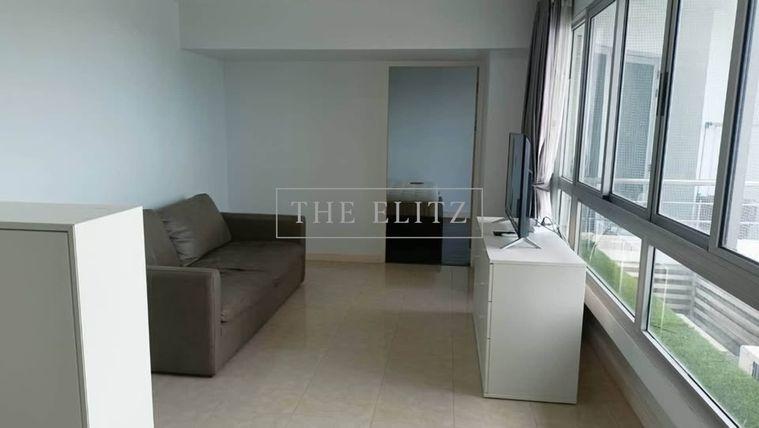 รูป ✨ Freshly Renovated Riverfront | Prime Location near Asiatique - Resort Feeling - Great Value ✨ - รูปที่ 2/15