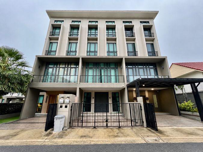 รูป ขาย Townhome 4 ชั้น Patio Ratchayothin ทาวน์โฮมระดับพรีเมียม  โอกาสเป็นเจ้าของทาวน์โฮมระดับพรีเมียม - รูปที่ 37/37