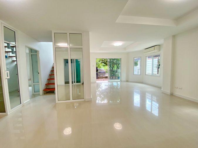 รูป H0827♚ขาย บ้านเดี่ยว 4 ห้องนอน⚝หมู่บ้านชวนชื่น รามอินทรา 65♜MRT วัชรพล∞099-5919653,065-9423251▚Line@sureresidence - รูปที่ 3/25