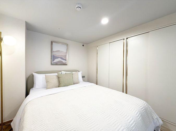 picture 🌆 Culture Chula – Beautiful, Move-in Ready Room - 11/13