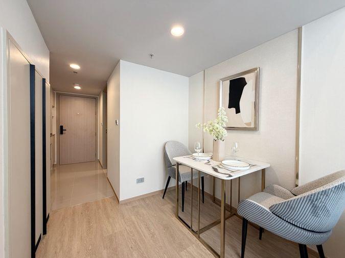 picture 🌆 Culture Chula – Beautiful, Move-in Ready Room - 4/13