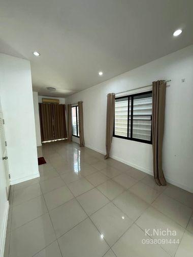 รูป HR3804ให้เช่าโฮมออฟฟิศ 3 ชั้น หลังมุม หมู่บ้านซิกเนเจอร์ วัชรพล (Sixnature วัชรพล) ใกล้รถไฟฟ้าและห้างเพลินนารี่มอลล์ - รูปที่ 3/15