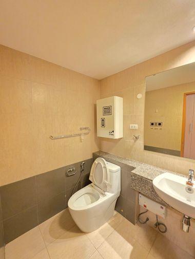 picture Clover Thonglo. 2beds 88sqm. Line id: @pfagent - 10/13