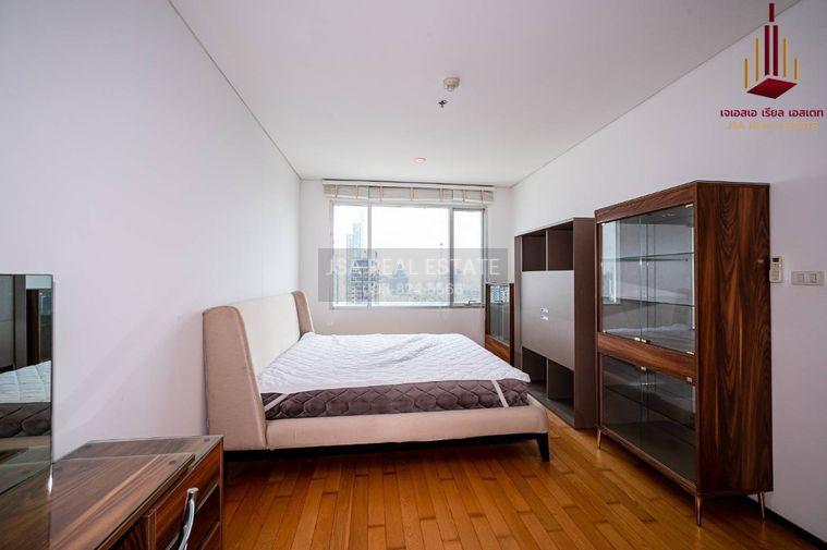 picture ✨ For Rent: Villa Sathorn Condo ✨ 💰 Only 23,000 THB/month - 1/6