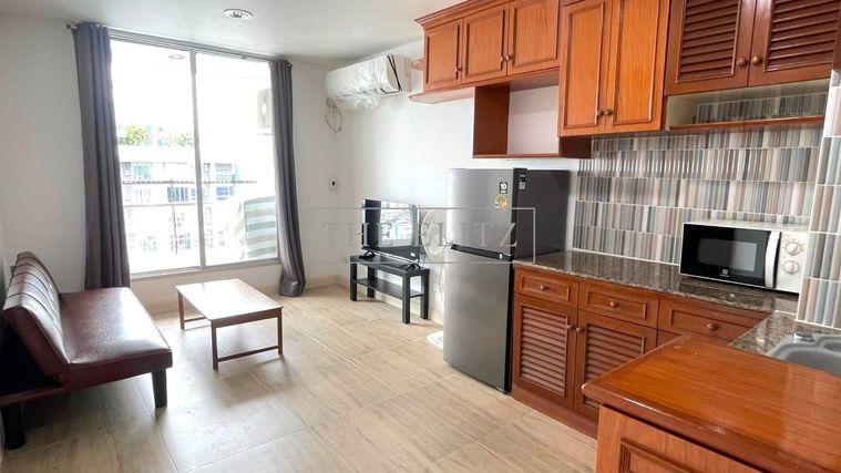 รูป ✨ Newly Renovated Spacious Unit | Prime Siam-Pathumwan Access - Modern Comfort - Move-in Ready ✨ - รูปที่ 3/27