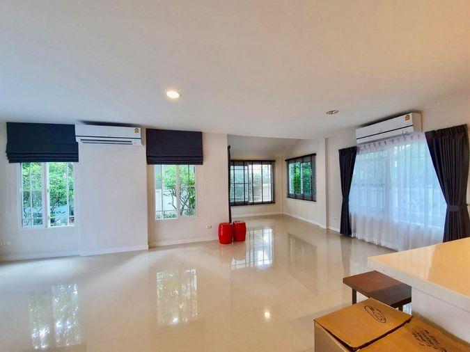 รูป ให้เช่าบ้านเดี่ยว 2 ชั้น Mantana Rama 9–Srinakarin บ้านเดี่ยวพื้นที่กว้าง 68 ตร.วา บ้านเปล่า 48,000 / พร้อมเฟอร์ 55,000 บาท - รูปที่ 4/21
