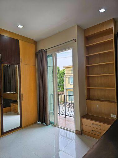 รูป HR3807ให้เช่าทาวน์โฮม โกลเด้นทาวน์ 2 อ่อนนุช 65 (Golden Town 2 Onnut 65) บ้านสวย รีโนเวทใหม่ พื้นที่ใช้สอยกว้างขวาง - รูปที่ 15/29