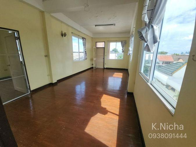 รูป HR38085ให้เช่า ทาวน์โฮมหัวมุม 54.2 ตร.ว. ย่านรัชดา-ลาดพร้าว (ใกล้ MRT ลาดพร้าว/ภาวนา) เหมาะทำ Home Office หรืออยู่อาศัย - รูปที่ 10/24