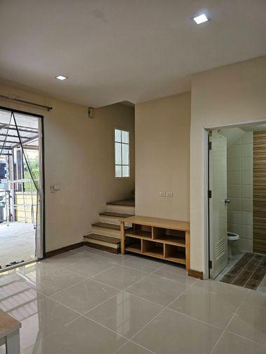 รูป HR3807ให้เช่าทาวน์โฮม โกลเด้นทาวน์ 2 อ่อนนุช 65 (Golden Town 2 Onnut 65) บ้านสวย รีโนเวทใหม่ พื้นที่ใช้สอยกว้างขวาง - รูปที่ 21/29