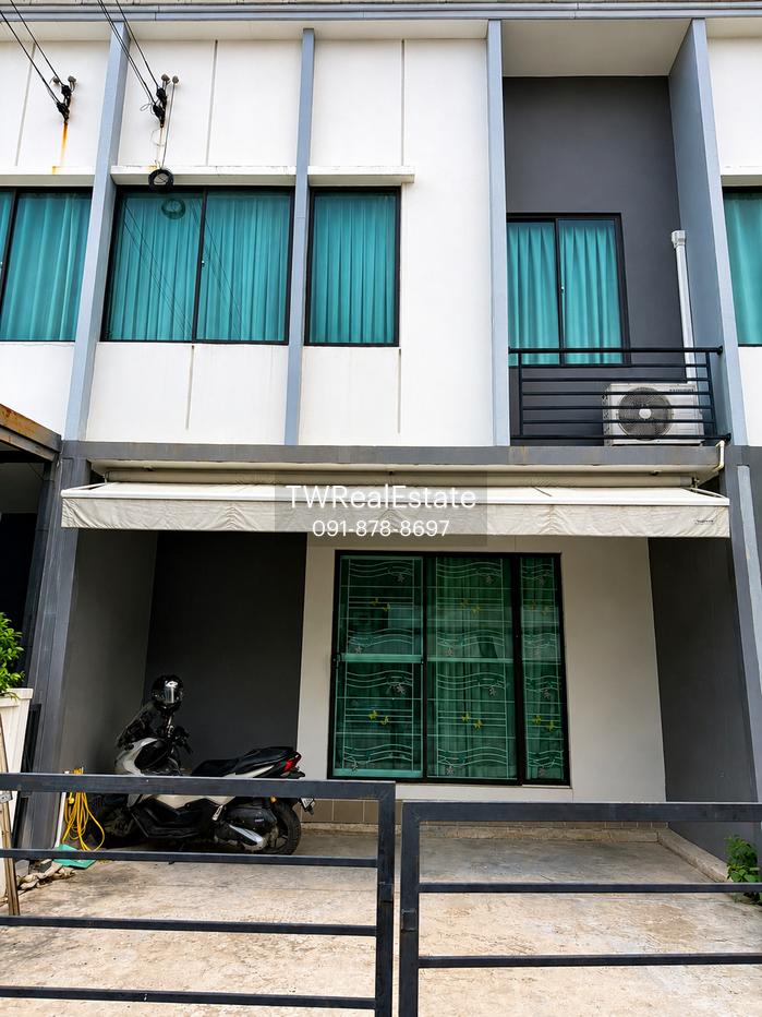 picture For Rent: Pleno Ramintra | Pet-Friendly 3-Bedroom Townhome | Ready to Move In - 1/10