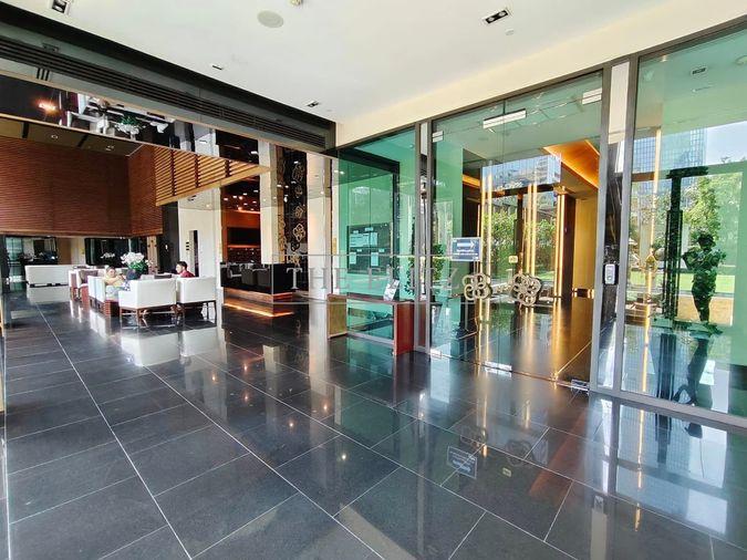 รูป ✨ Exclusive Rare Gem | Ready for Private Inspection - Supreme Sathorn CBD - High Luxury Standard ✨ - รูปที่ 8/21
