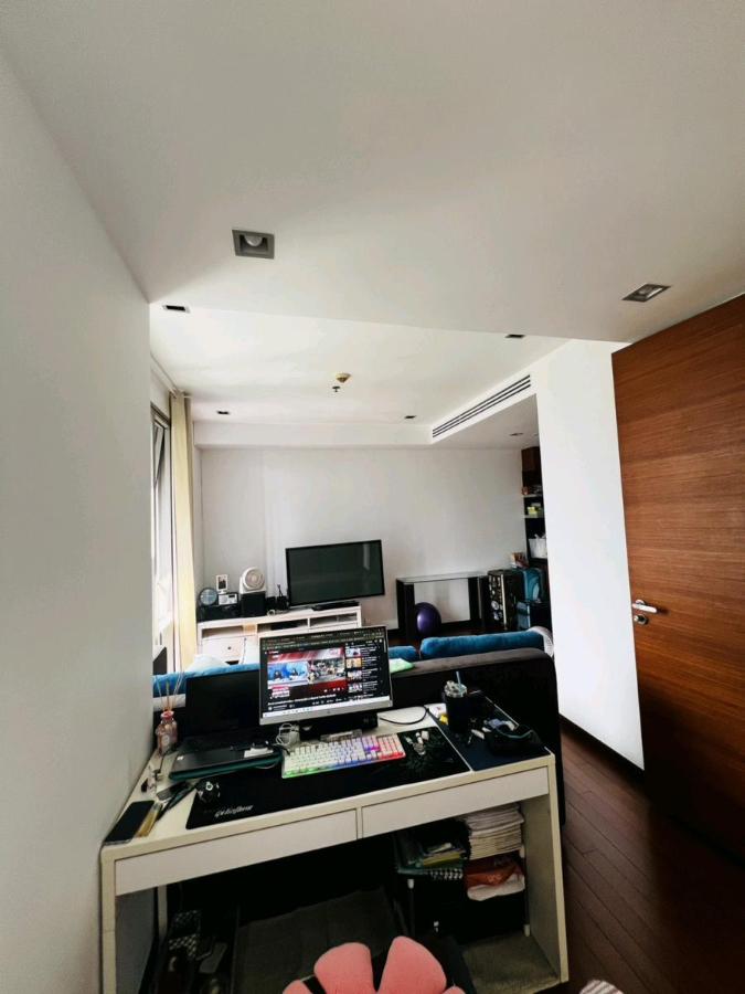 picture Ashton Morph 38 | pet-friendly near BTS Thonglor with shuttle service.ith shuttle # AS-7564 - 5/5