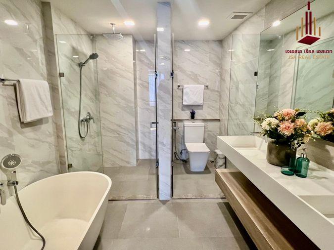picture  ✨ For Rent : FYNN Sukhumvit 31  Condo ✨  💰 Only 75,000 thb/month - 10/10